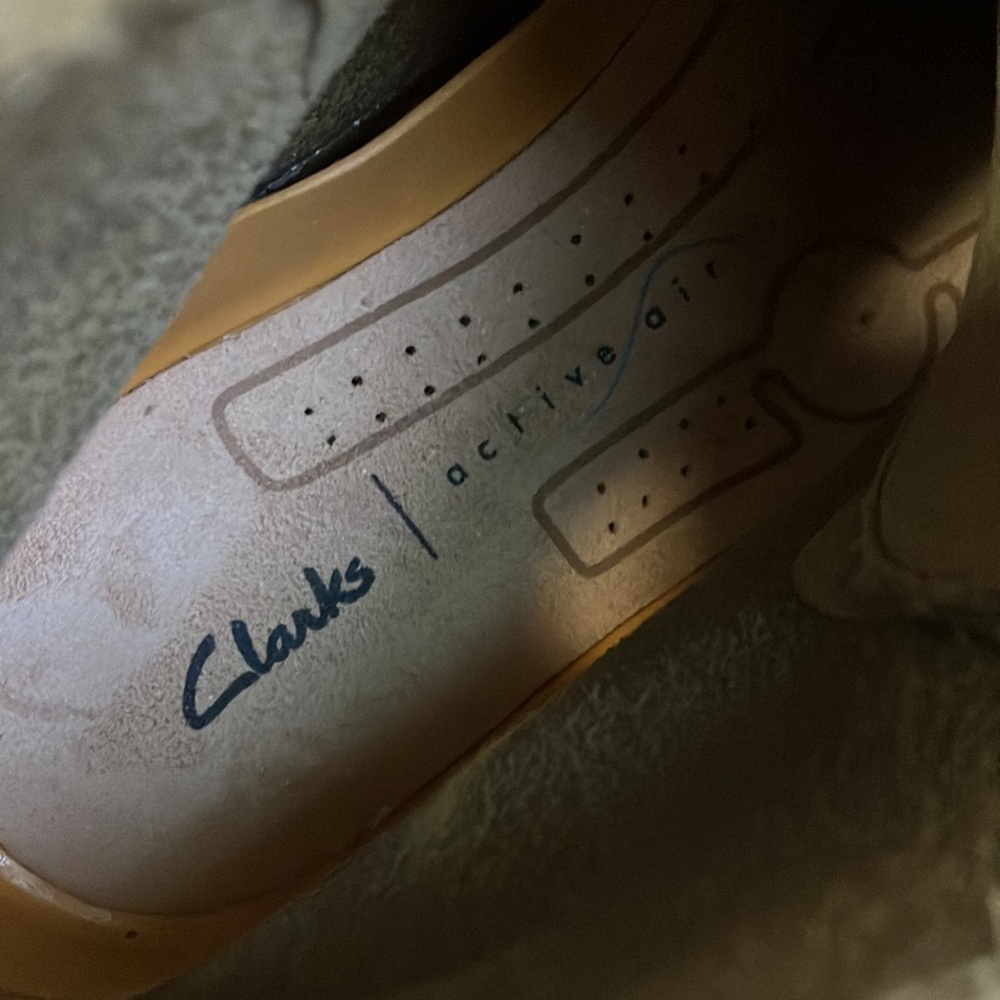 Clarks - Picture 13 of 17